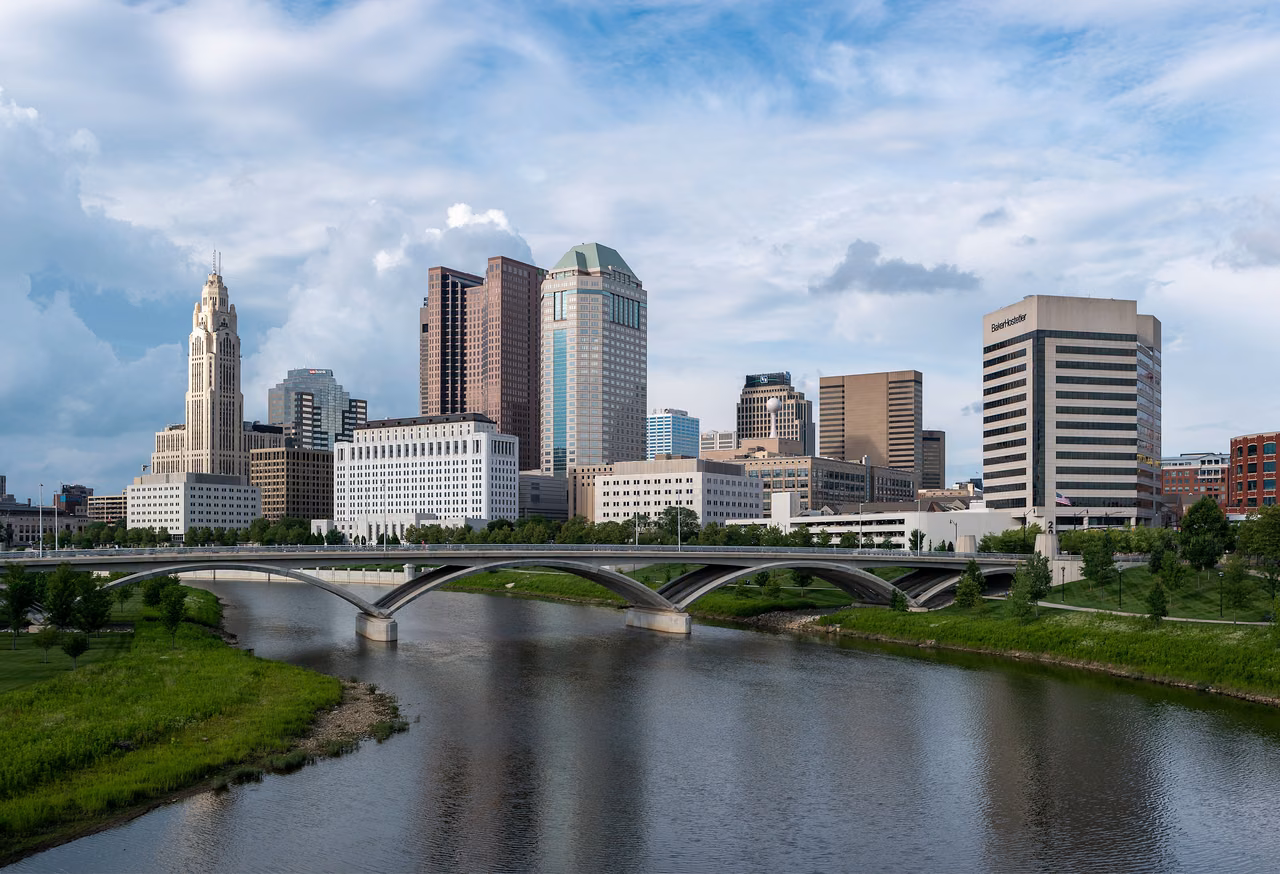 Columbus - View of the downtown from Main Street Bridge