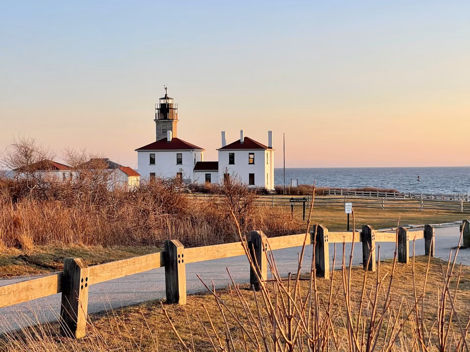 Beavertail Lighthouse · Jamestown’s headland