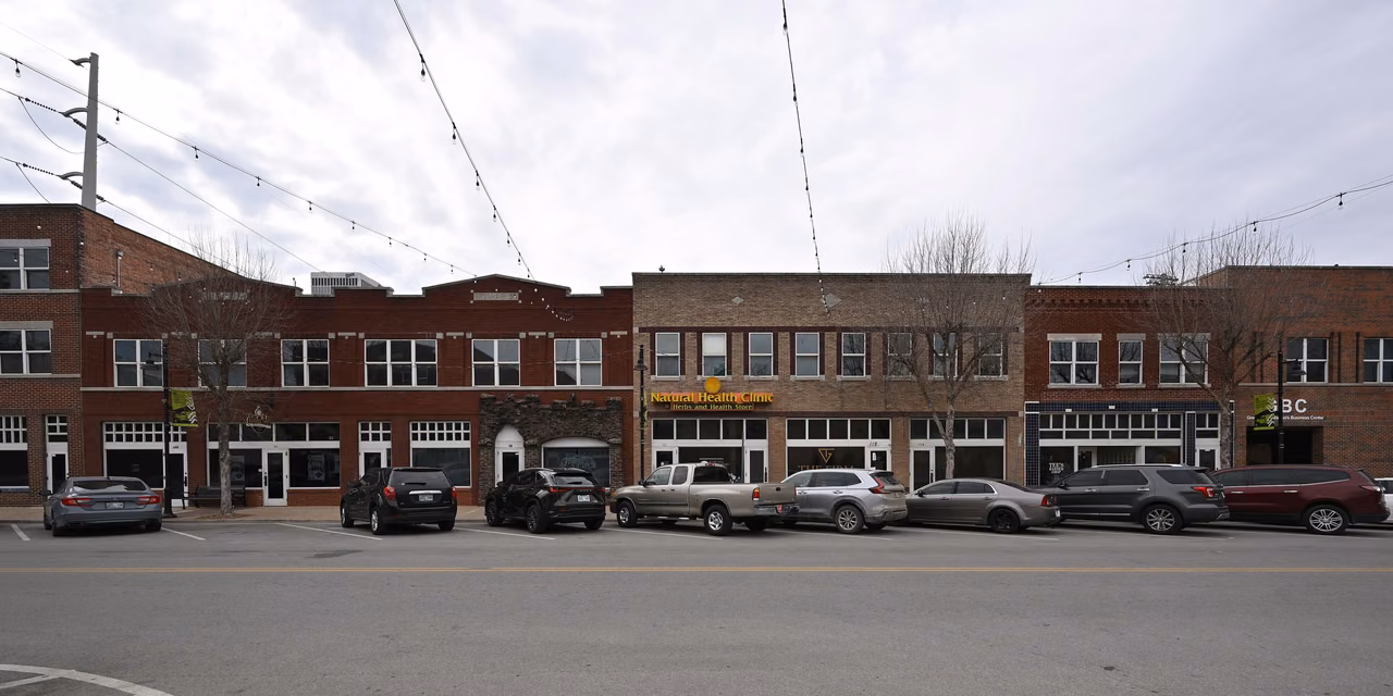 Greenwood Avenue · Current Street Commercial Buildings