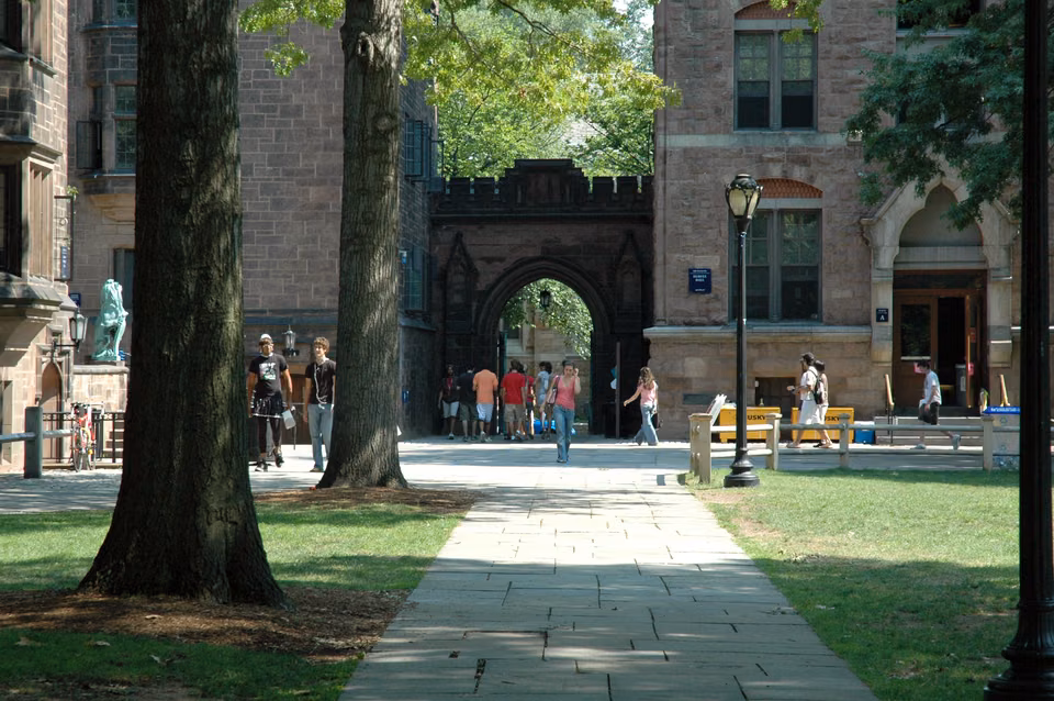 Yale University · Old Campus courtyard and Durfee Hall